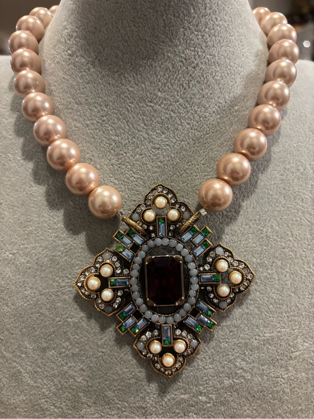 Creamy Pearl Necklace with Ornate vintage Jeweled Cross Pendant - Picture 1 of 3